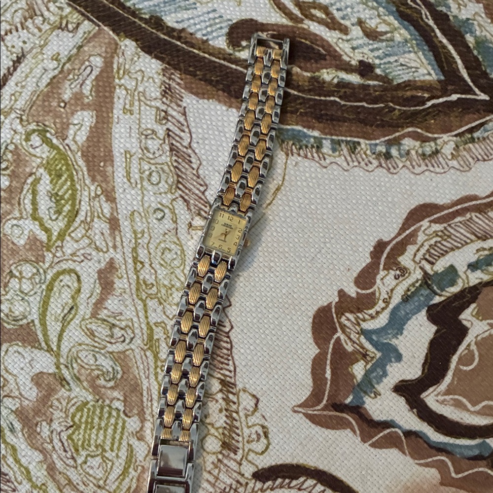 Vintage Sarah Coventry watch - Picture 3 of 6